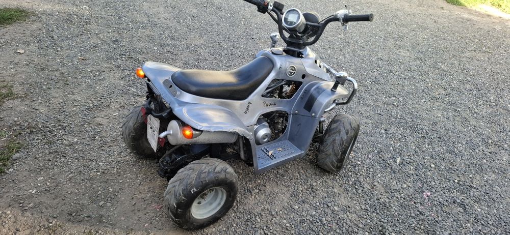 Atv copii  pe benzina