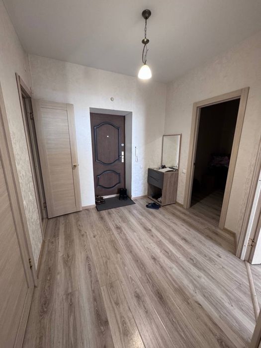 1 ком мкр.Алтын Арман 48 м2