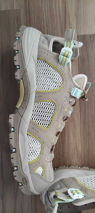 Дамски туристически сандали, мрежести - Salomon Techamphibian