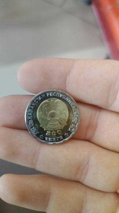 Продам коллекционные монеты