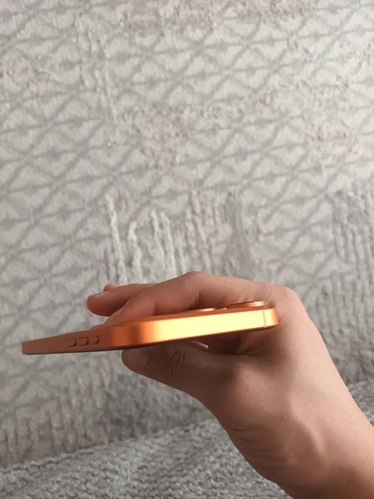 Продаю Iphone 11 в корпусе 17pro