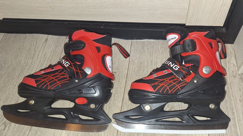 Продам коньки детские