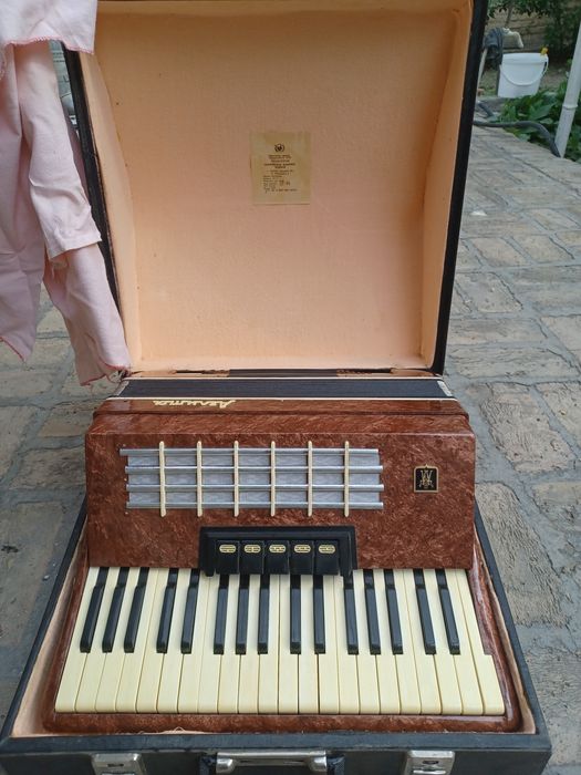 Продаётся новый акордион