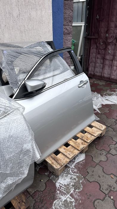 Дверь двери Тойота Камри 50-55