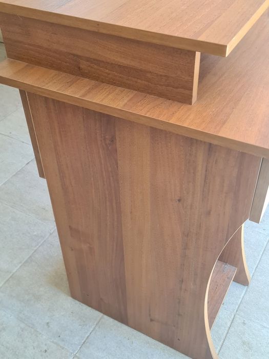 Бюро с офис стол