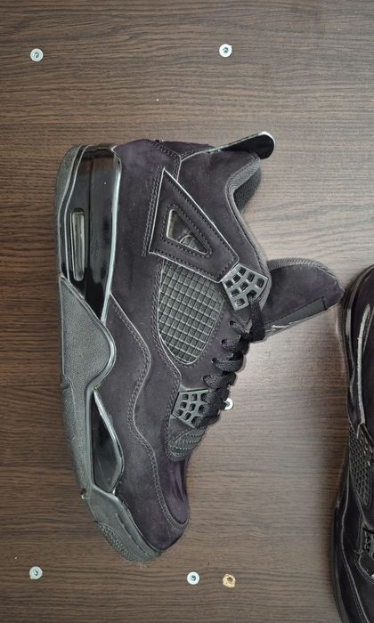 Jordan 4 Black Cat