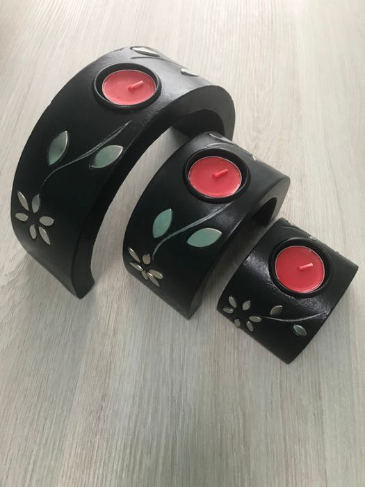 Продаю деревянный набор из 3 свечей, цвет черный, стальные вставки