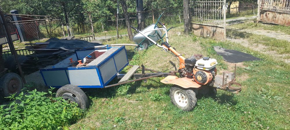Motocultor cu remorcă și accesorii!