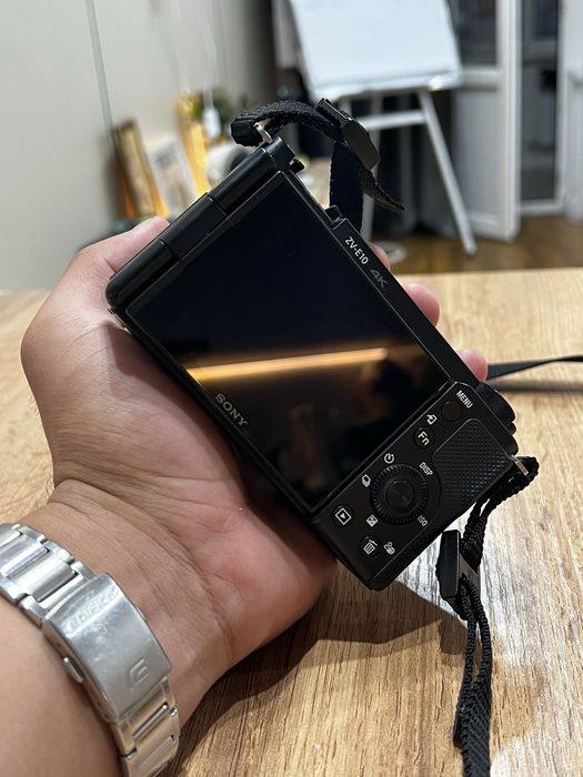 Sony ZE-V10 + петлички HollyLand