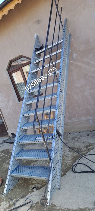 Scări metalice zincate 85x400cm
