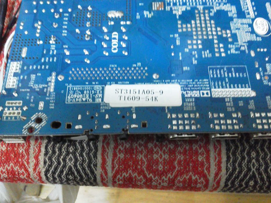 Piese/Componente TV VINCHI-Led LE-32D7si Finlux 32D7-LCD.