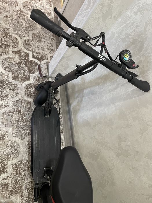 Продам самокат электрический