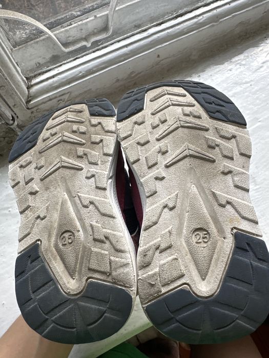 Кроссовки детские