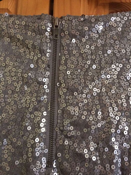 Дамска рокля и костюм Данини