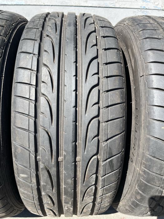 4 бр. летни гуми 215/45/16 Dunlop 6,5-7 mm DOT 2815