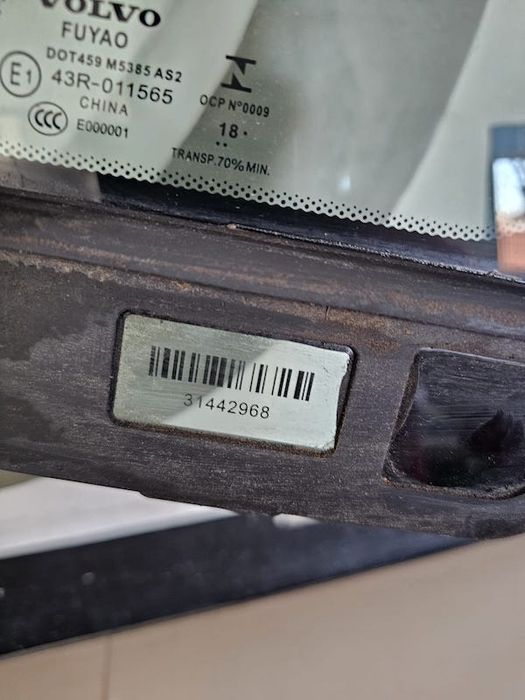 Geam stanga spate mic  VOLVO V60 V60CC 2019+ 31442968