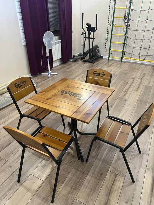 Комплект стол и стулья