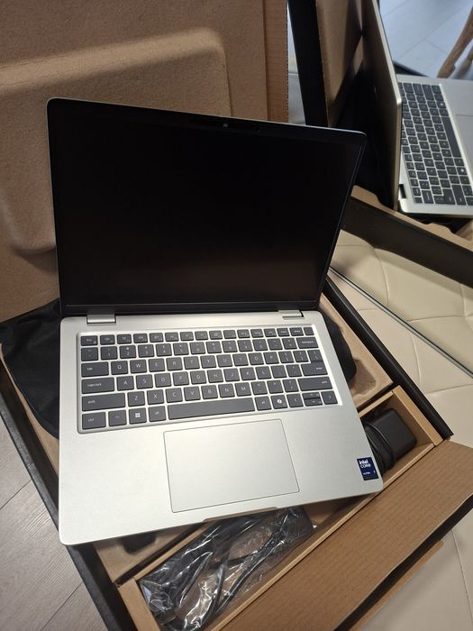 Dell Pro 13 Plus, 13.3"Fhd+ TOUCH, Ultra 5-238V, 32Gb, 512Ssd, US