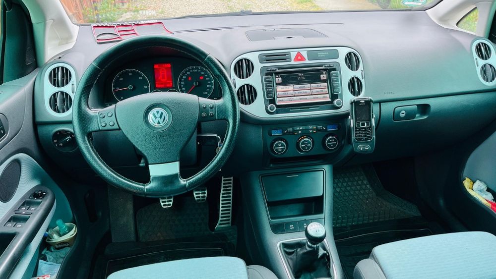 VW Cross Golf V AN 2009