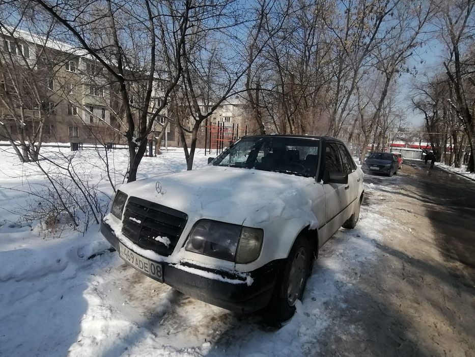 Продам Mercedes 124