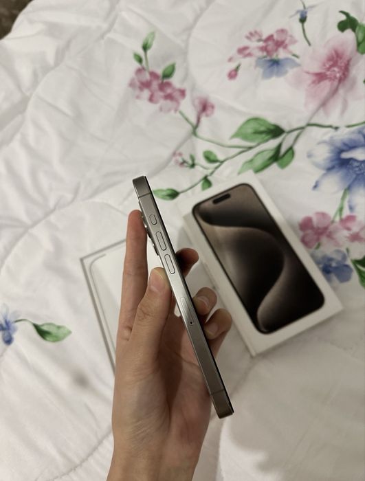 Iphone 15 pro 256 в идеальнейшем состоянии