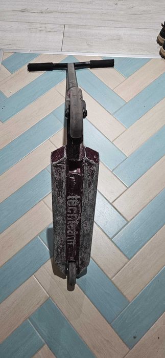 Трюковой самокат "парковый" tech team hacker.