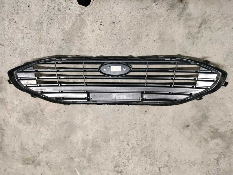 Grila centrala Ford Focus model 2022-2025
