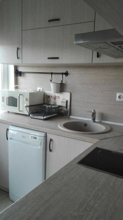 Дава се под наем Тристаен апартамент в Свиленград - 96 кв.м за 484.5 € - Снимка #7