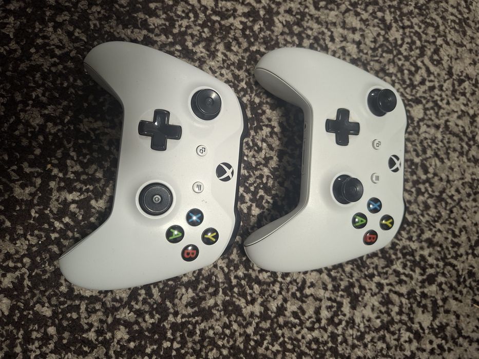 2 controller xbox  100 ron fix buc