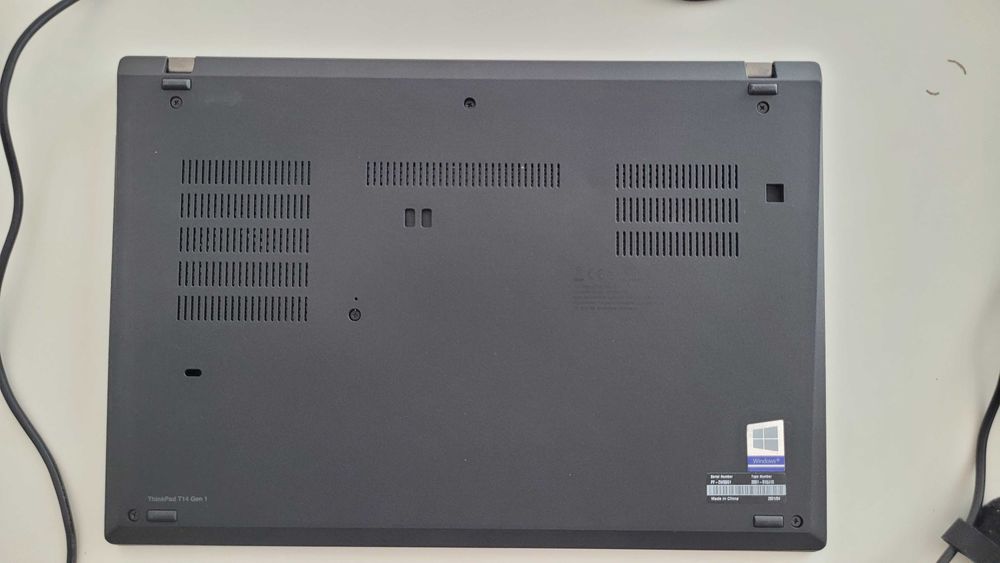Laptop Lenovo ThinkPad T14 Gen 1 Intel i5-10310U 16GB RAM 256GB SSD