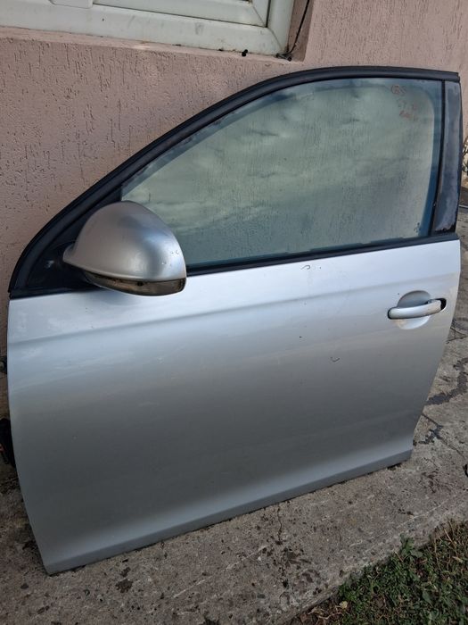 Usa stanga fata  VW Golf  5 2007