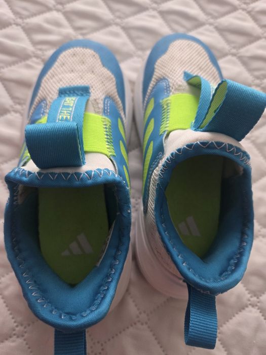 Adidași Adidas usori