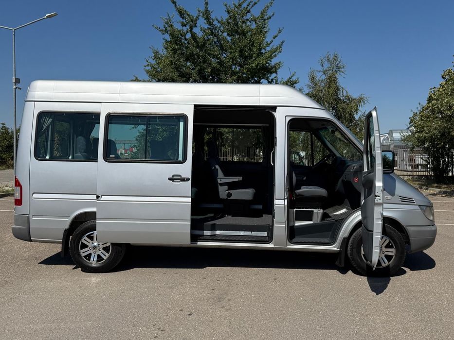 Mercedes-Benz Sprinter 316 Autoturism M1 8+1 locuri originale 2005 2.7CDi 160 CP AC Webasto