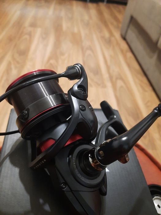 Mulinetă Daiwa Whisker în stare impecabilă