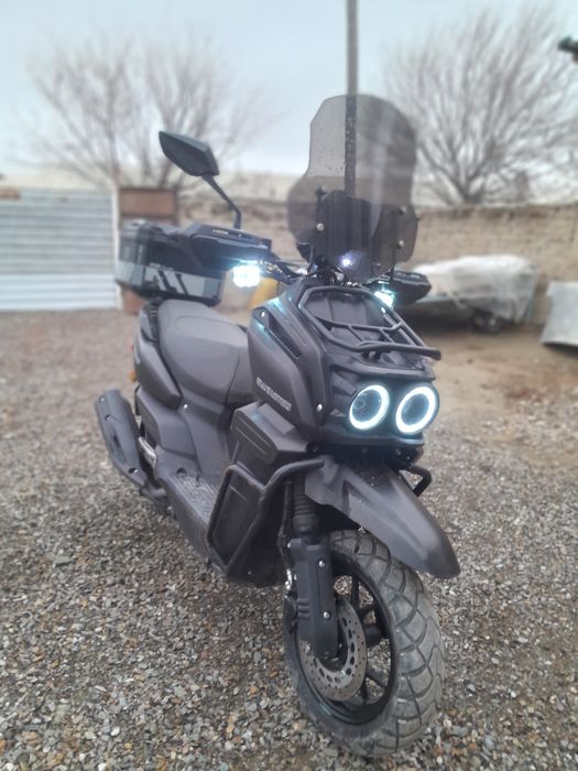 Skuter tank sotiladi