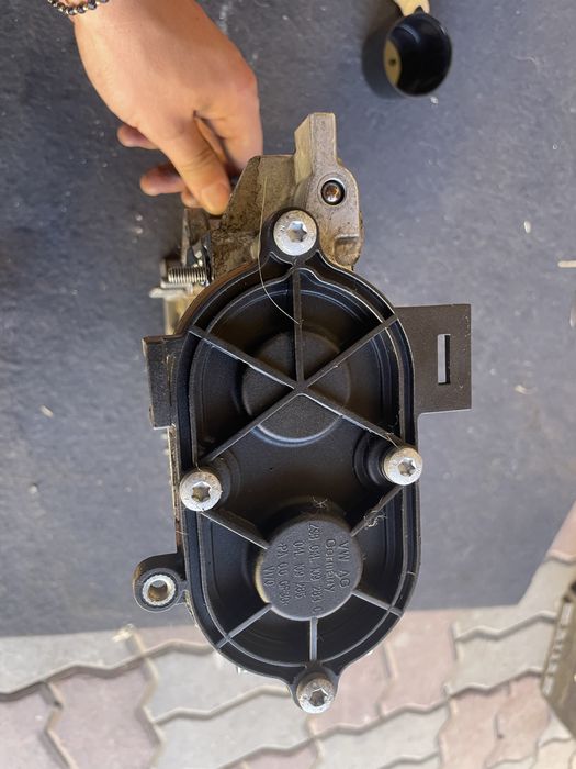 Ax cu came axe audi a4 b9 2.0 tdi  04l109082e/c