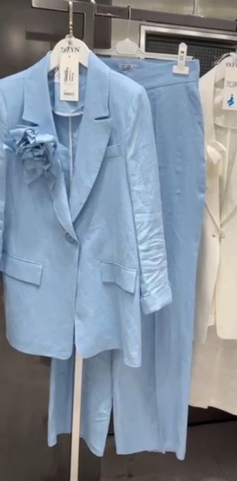 Костюм двойка женский размер  L, или 40 турецкий