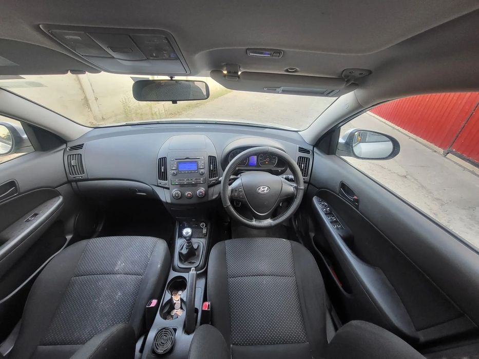 Usa dreapta spate/ Stop dreapta spate/ Stop stanga spate/ Hyundai I30 2010