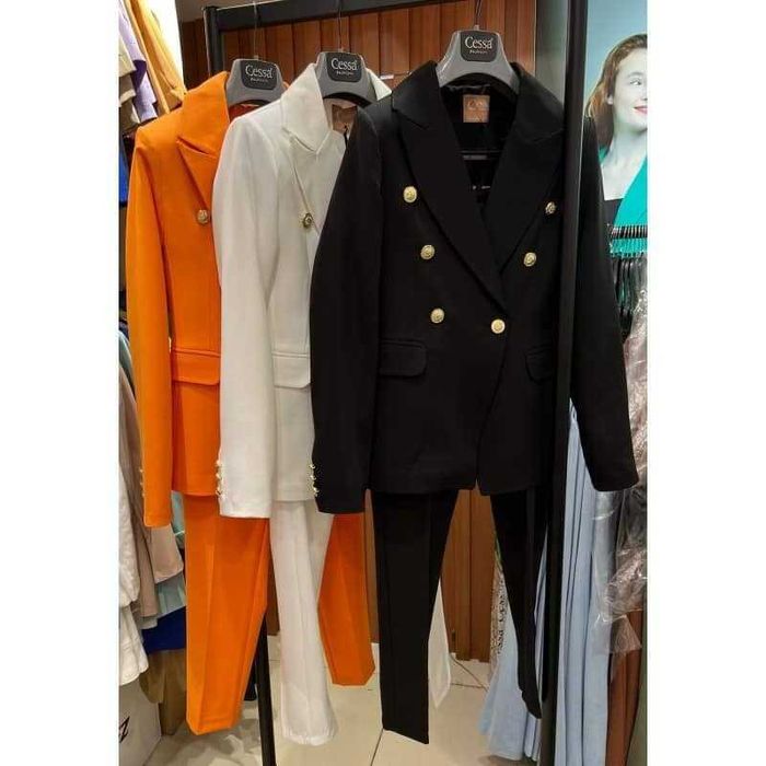 PROMOTIE Costum Ellegance Model Nou