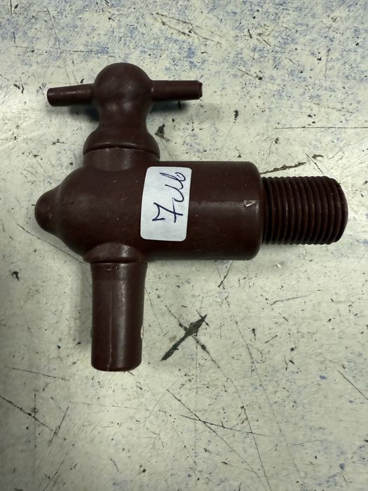 Канелка за буре два вида