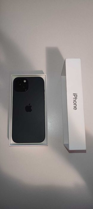 IPhone 15, 128GB, negru, neutilizat