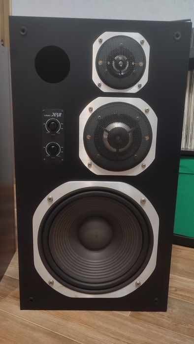 Продам акустику Coral X-VII