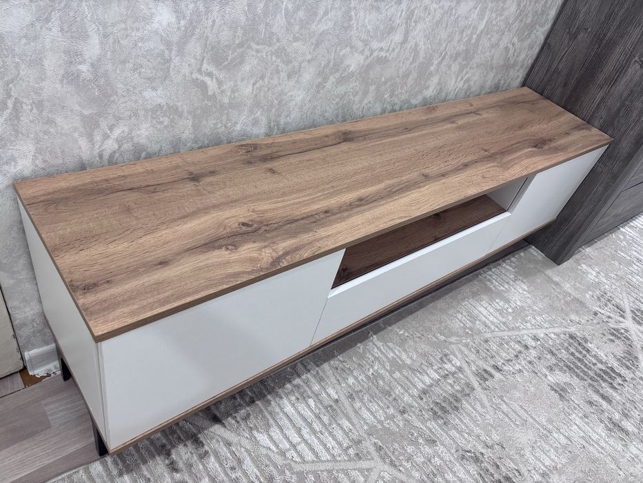 Напольная ТВ-тумба