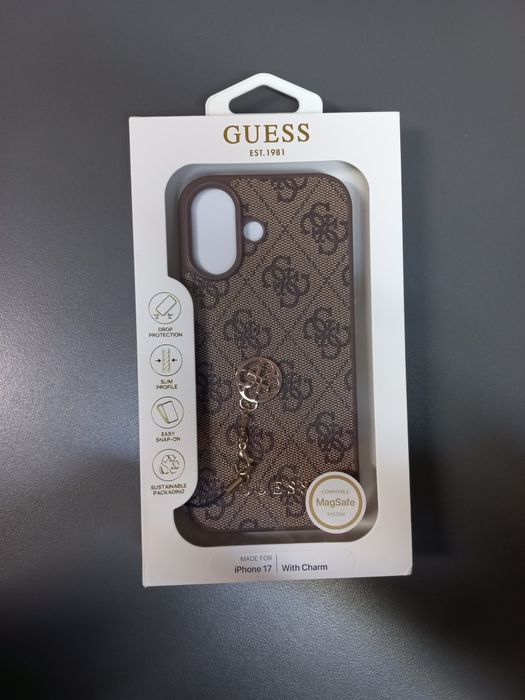 Оригинален кейс Guess за iPhone 17 brown