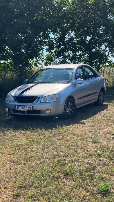 Vand Kia cerato