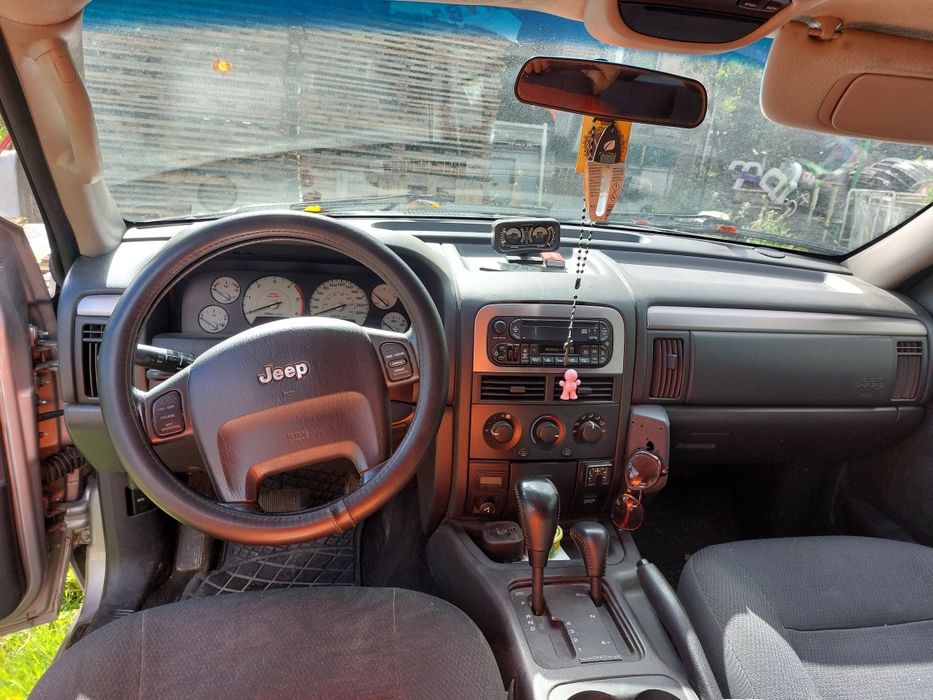 Vind jeep cherokee