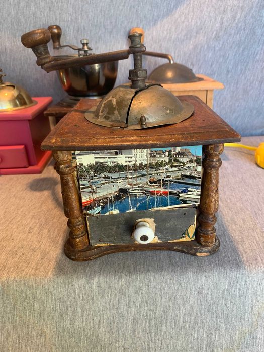 стари дървени мелнички