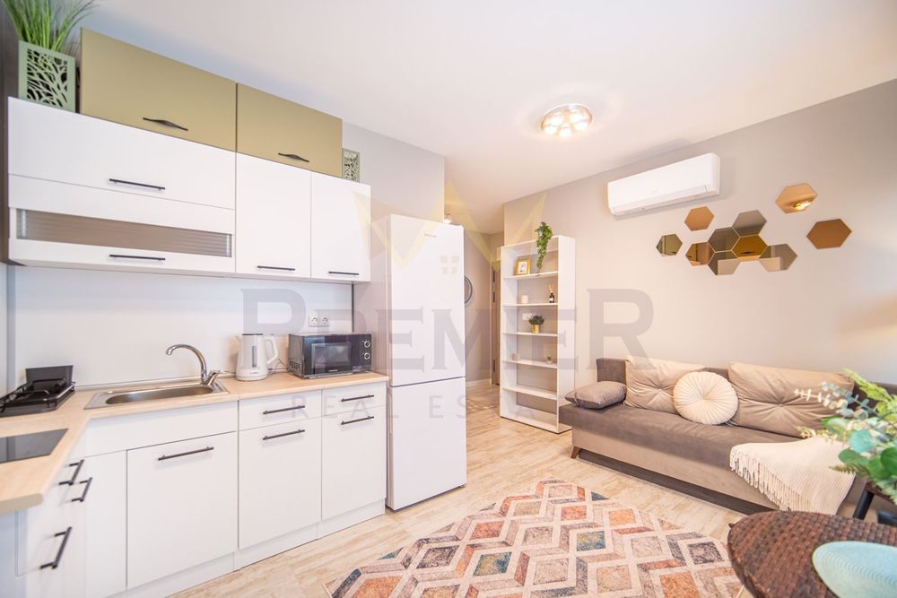 Двустаен обзаведен апартамент в района на к.к. Константин и Елена