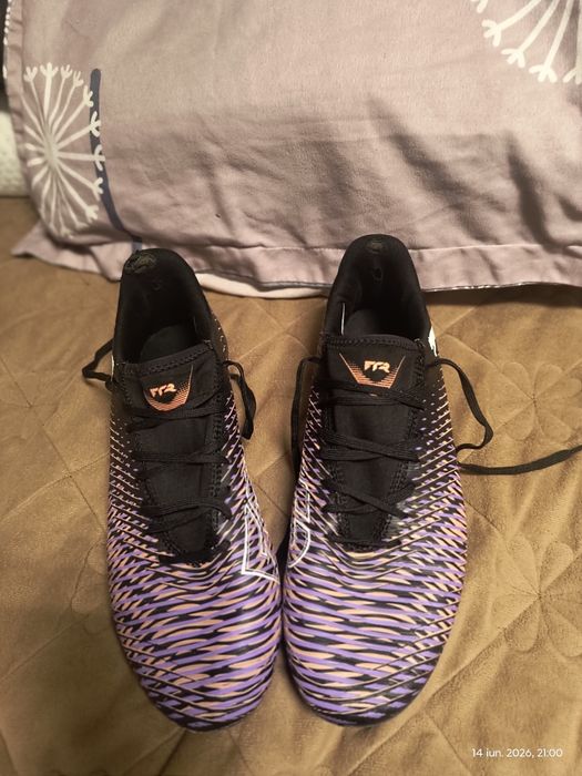 Adidași de fotbal Puma Future Play fg/ag(cu crampoane) de marimea  eur 42.5