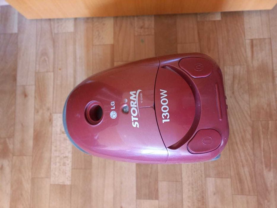 Пылесос LG V-3310D STORM